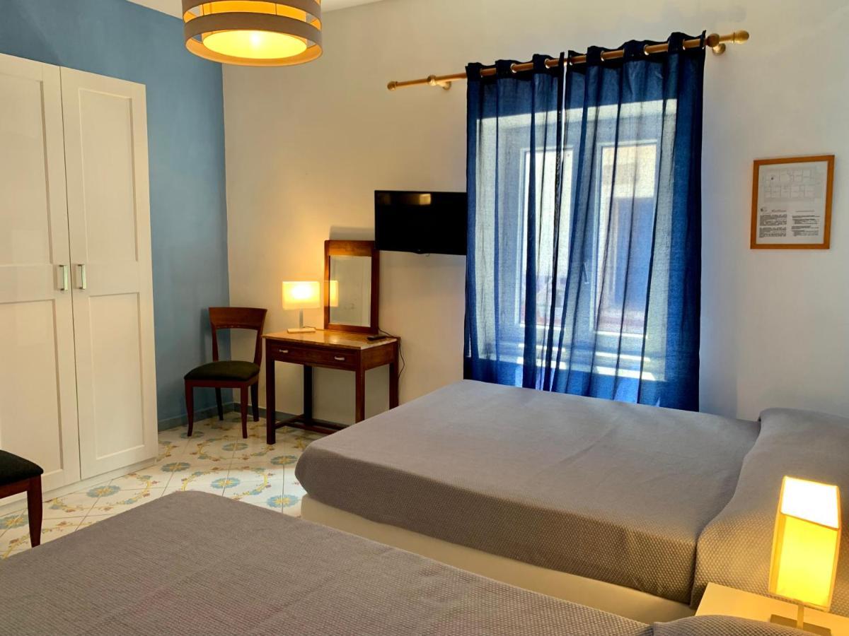 Hotel Ortensia Ponza Esterno foto