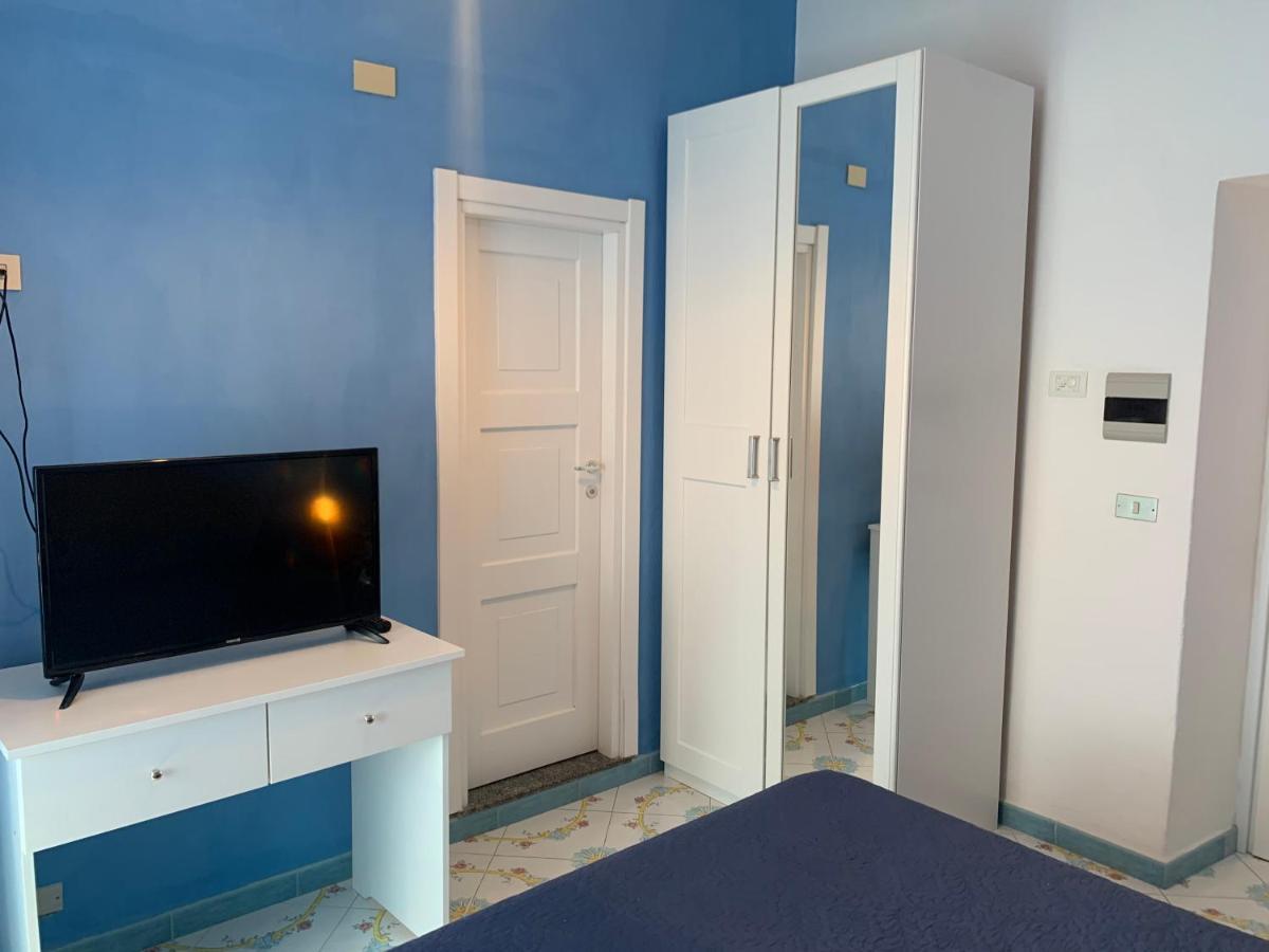 Hotel Ortensia Ponza Esterno foto