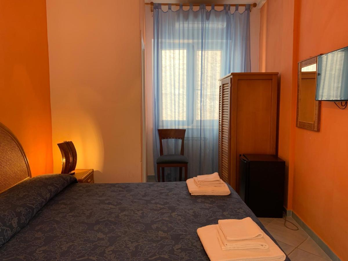 Hotel Ortensia Ponza Esterno foto