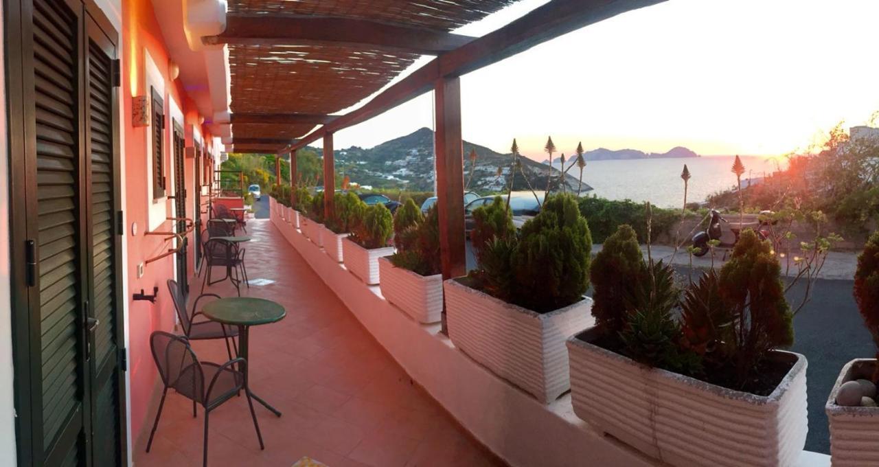 Hotel Ortensia Ponza Esterno foto