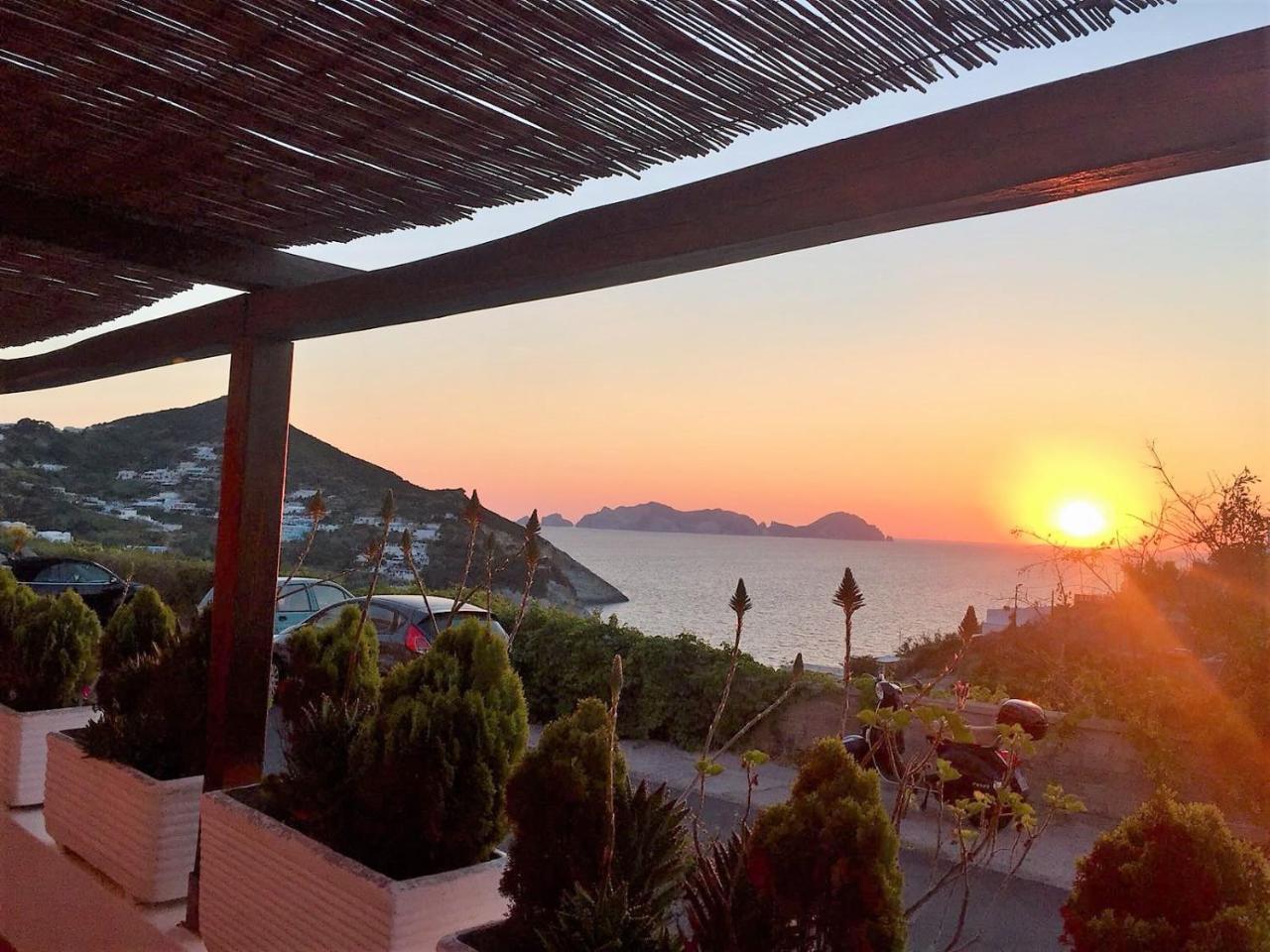 Hotel Ortensia Ponza Esterno foto