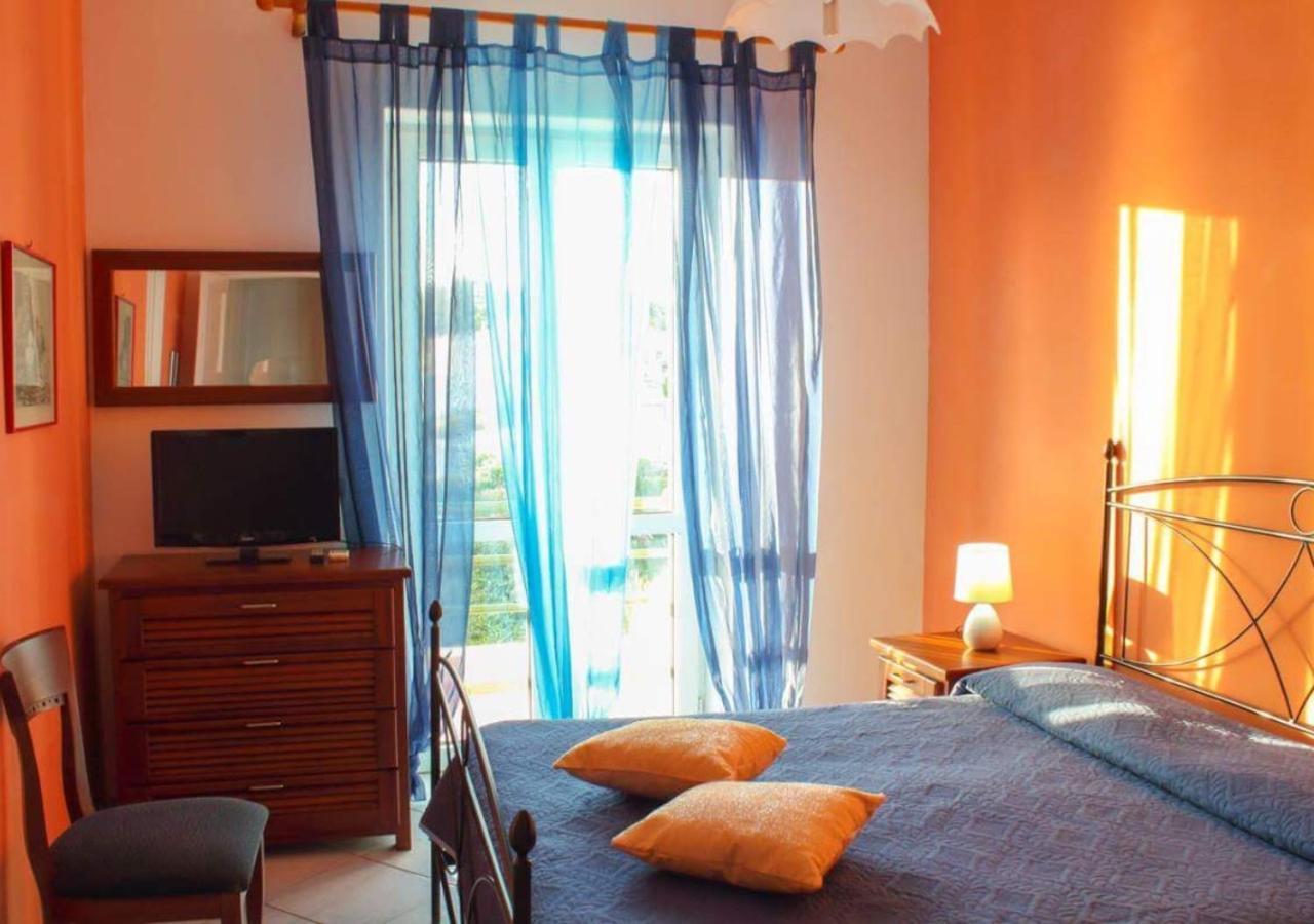 Hotel Ortensia Ponza Esterno foto