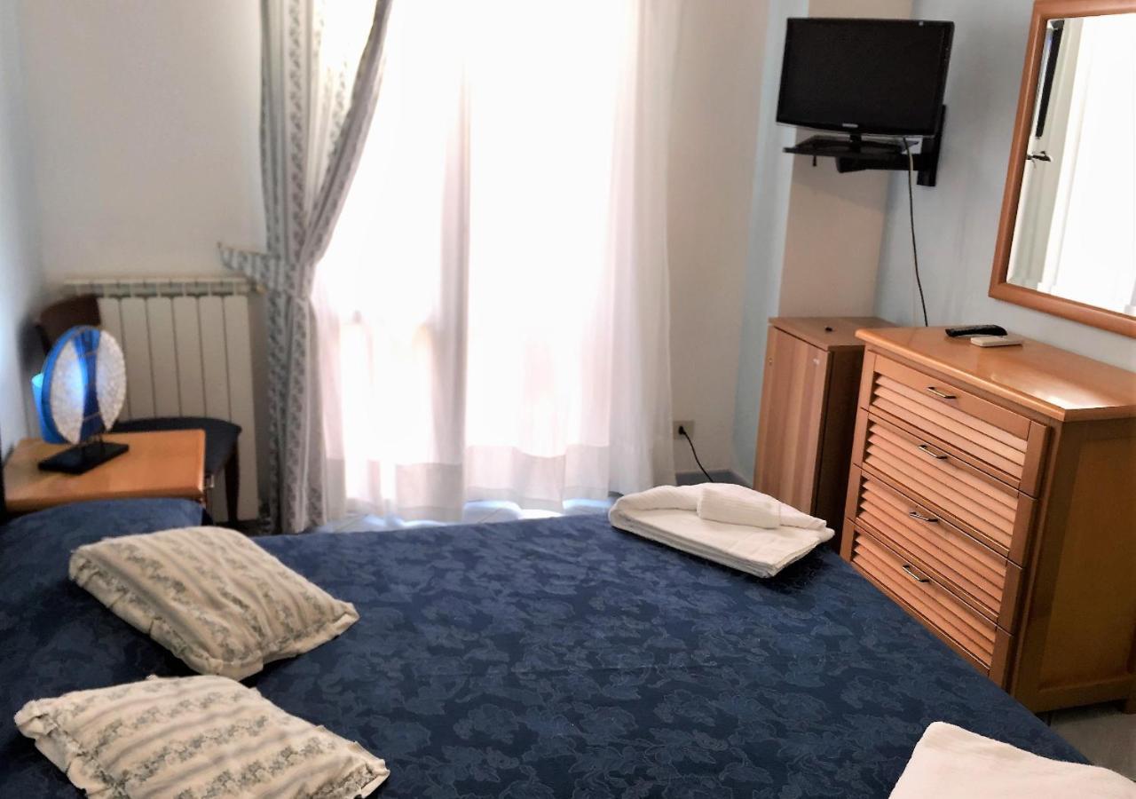 Hotel Ortensia Ponza Camera foto