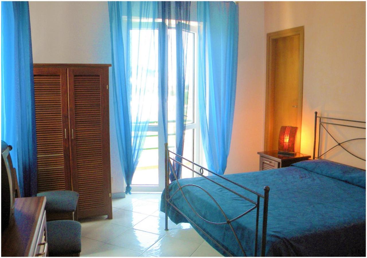 Hotel Ortensia Ponza Esterno foto