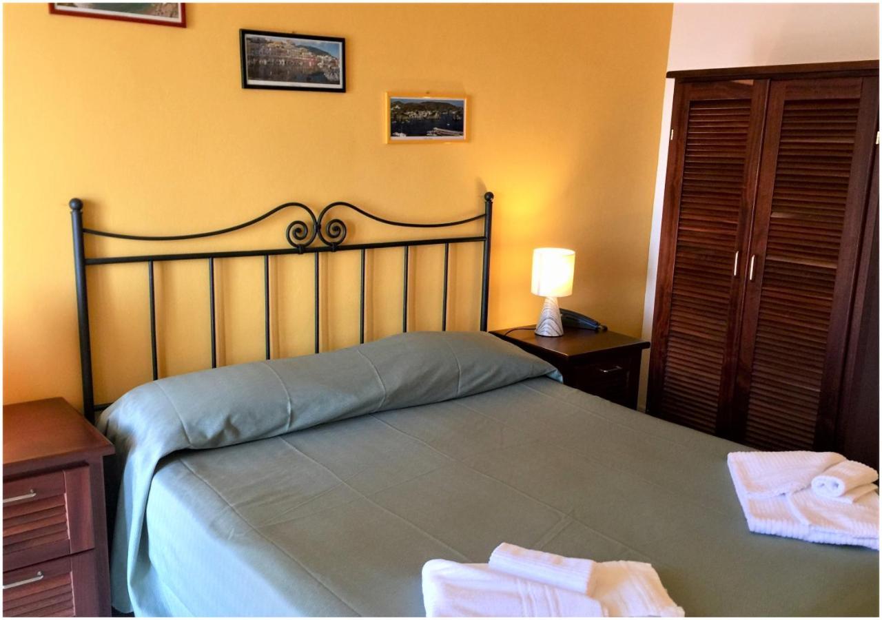 Hotel Ortensia Ponza Esterno foto