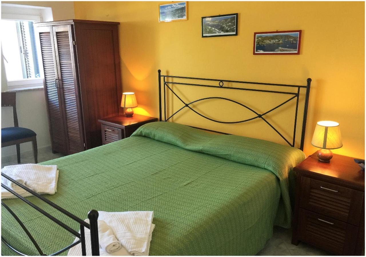 Hotel Ortensia Ponza Esterno foto