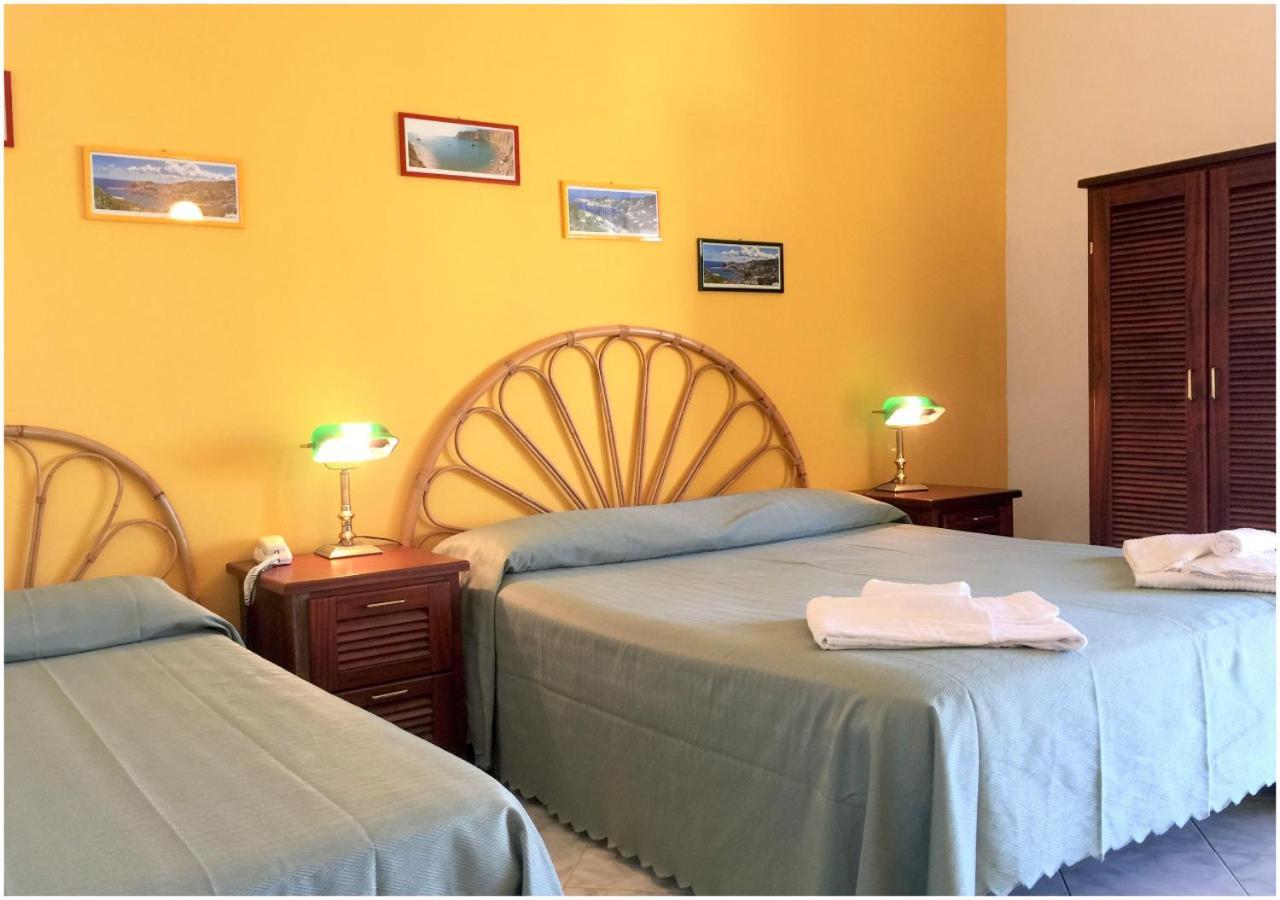 Hotel Ortensia Ponza Esterno foto