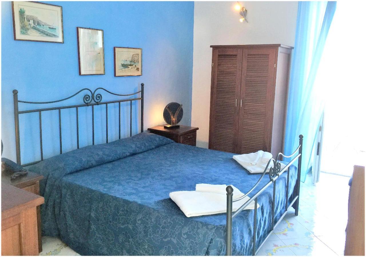 Hotel Ortensia Ponza Esterno foto
